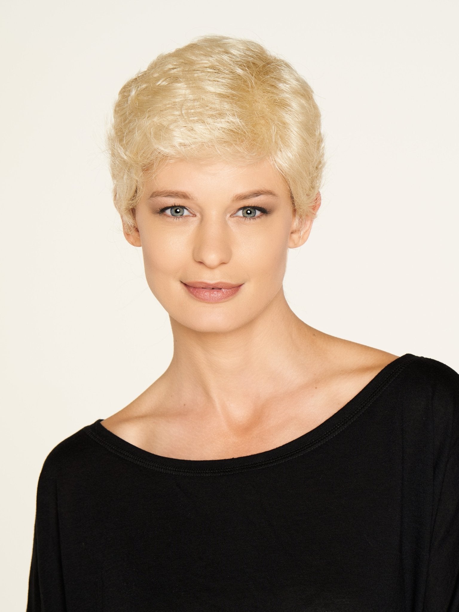 Bobbi - Enhanced Hair - Wig - Aspen