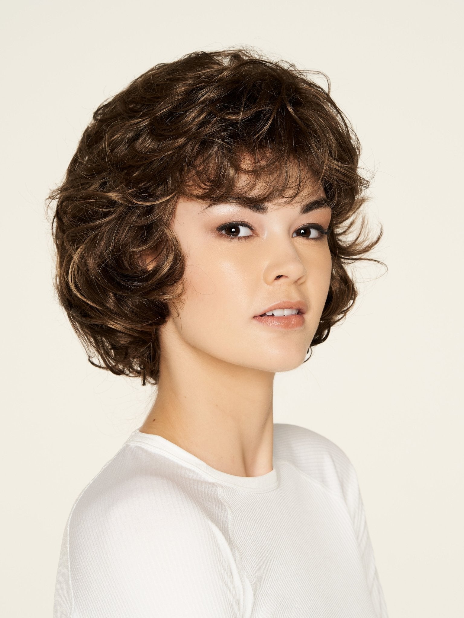 Chic - Enhanced Hair - Wig - Aspen