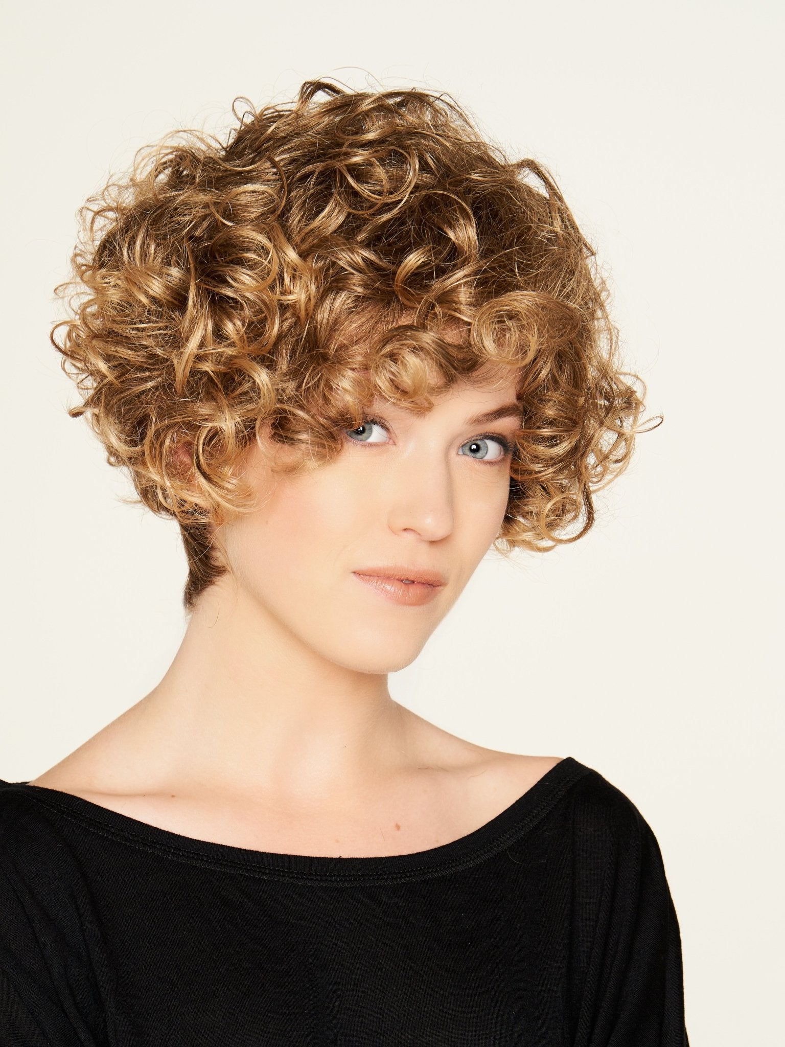Jazz - Enhanced Hair - Wig - Aspen