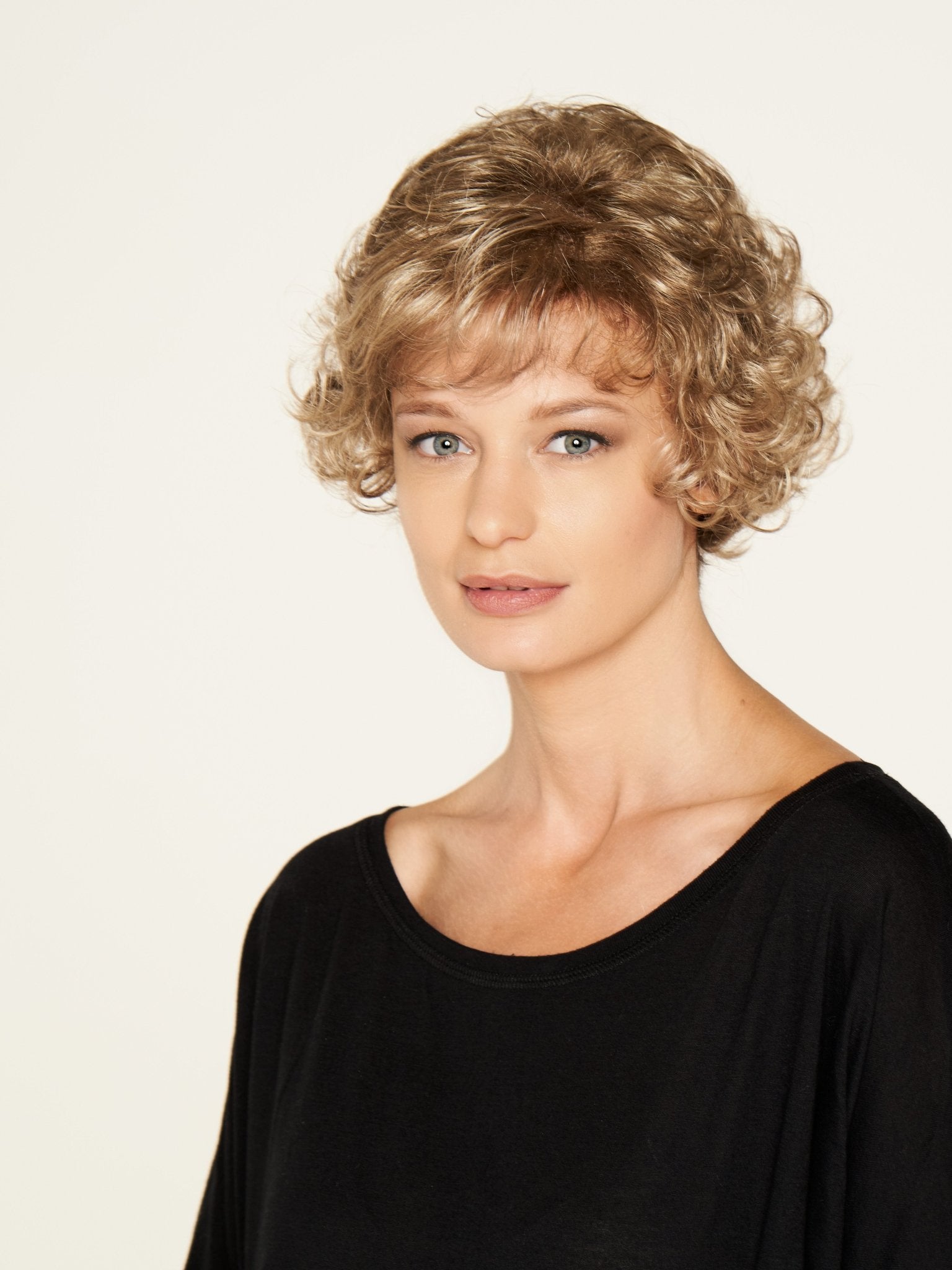 Petite Marilyn - Enhanced Hair - Wig - Aspen